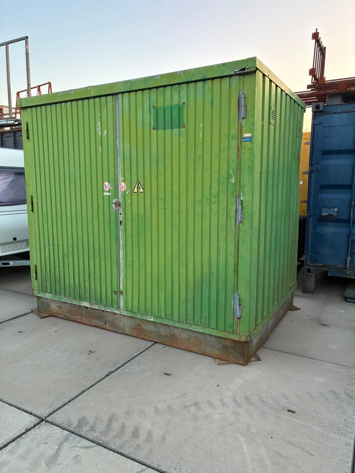 Geïsoleerde brandwerende container, Zakelijke goederen, Machines en Bouw | Keten en Containers, Ophalen