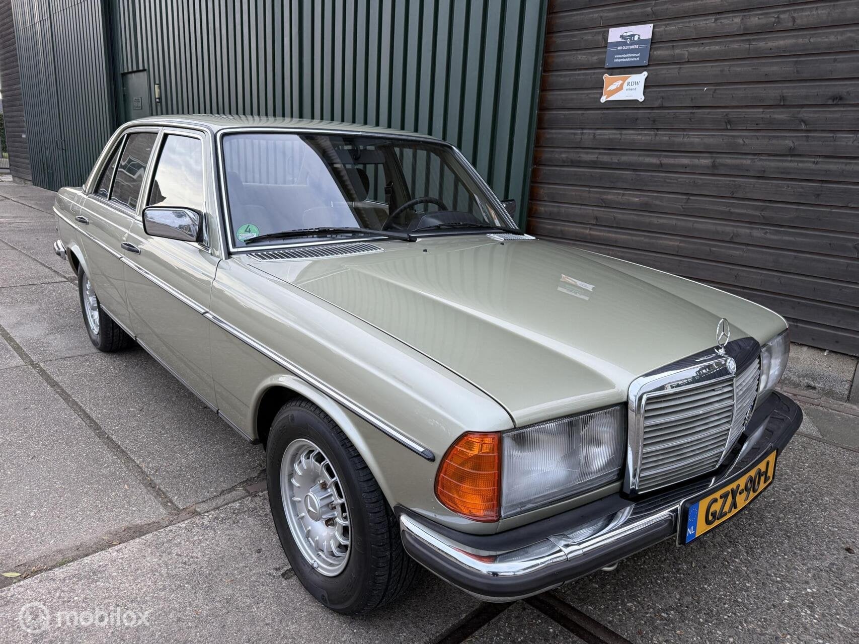 Mercedes 200-280