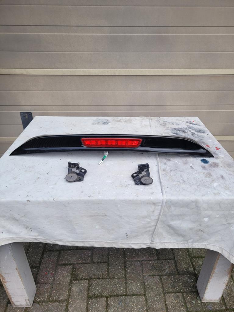 Spoiler, Ophalen of Verzenden, Achterklep