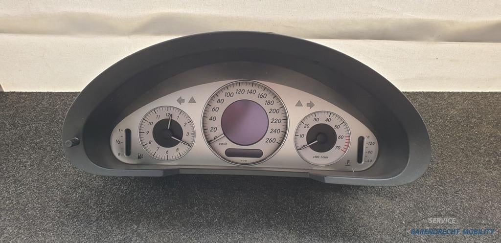 Kilometerteller W211 E klasse Mercedes A2115404711 Avantgard, Auto-onderdelen, Gebruikt, Mercedes-Benz AG, Mercedes-Benz, Ophalen of Verzenden