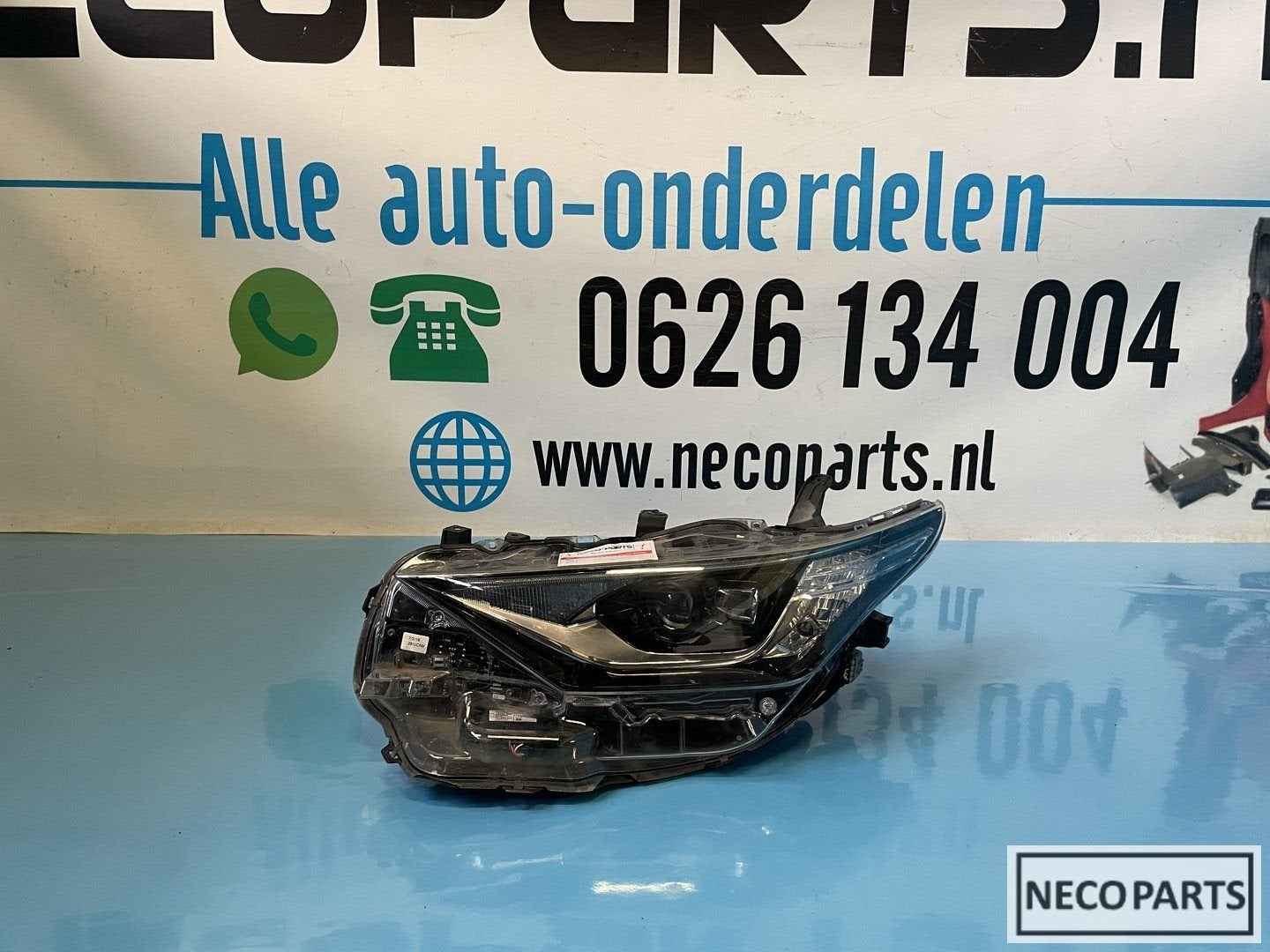 TOYOTA AURIS FULL LED KOPLAMP LINKS ALLES LEVERBAAR !!!, Auto-onderdelen, Verlichting, Gebruikt, -, -, Ophalen of Verzenden