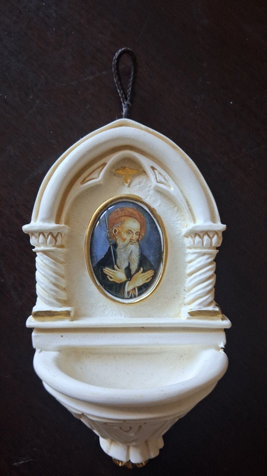 Antieke wijwaterbakje met afbeelding van heilige, Antiek en Kunst, Ophalen of Verzenden