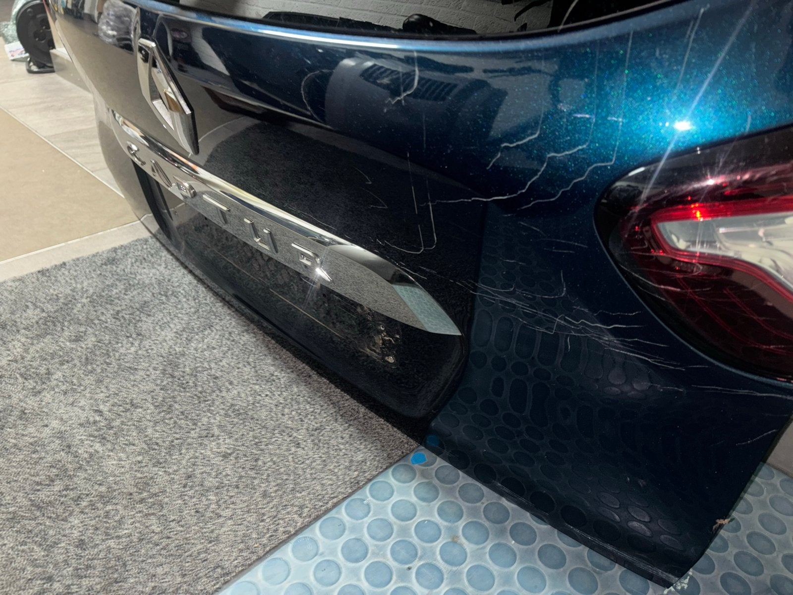 Renault Captur Achterklep - Lichte Krassen, Geen Deuken, Gebruikt, Achterklep, Renault, Ophalen of Verzenden