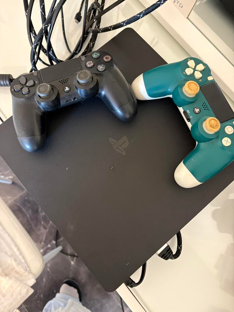 Playstation, Ophalen of Verzenden, Zo goed als nieuw, Met 2 controllers, Original