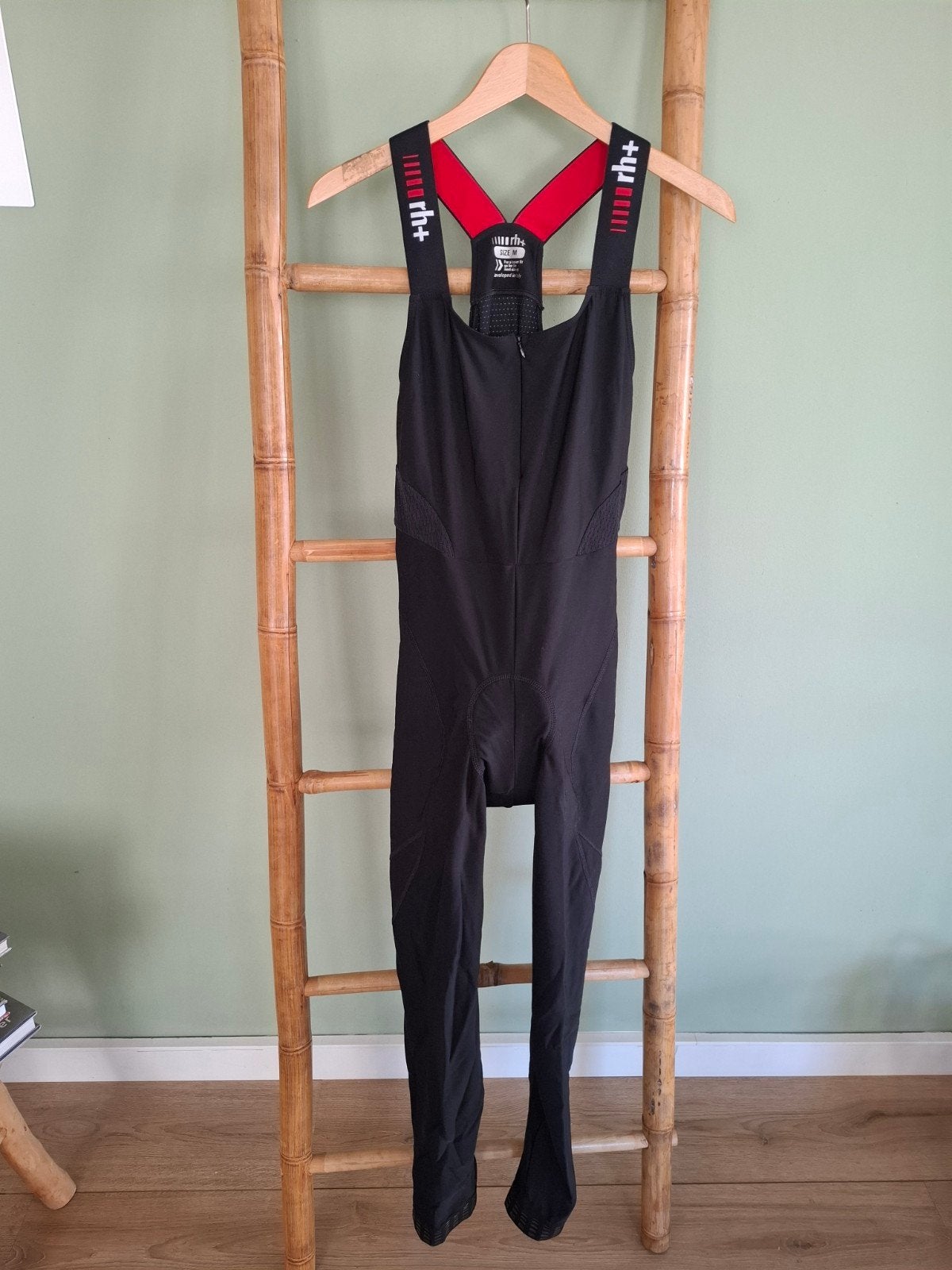 Rh+ Fietsbroek met bretels - Maat M - Zwart/Rood, Ophalen of Verzenden, Rh+