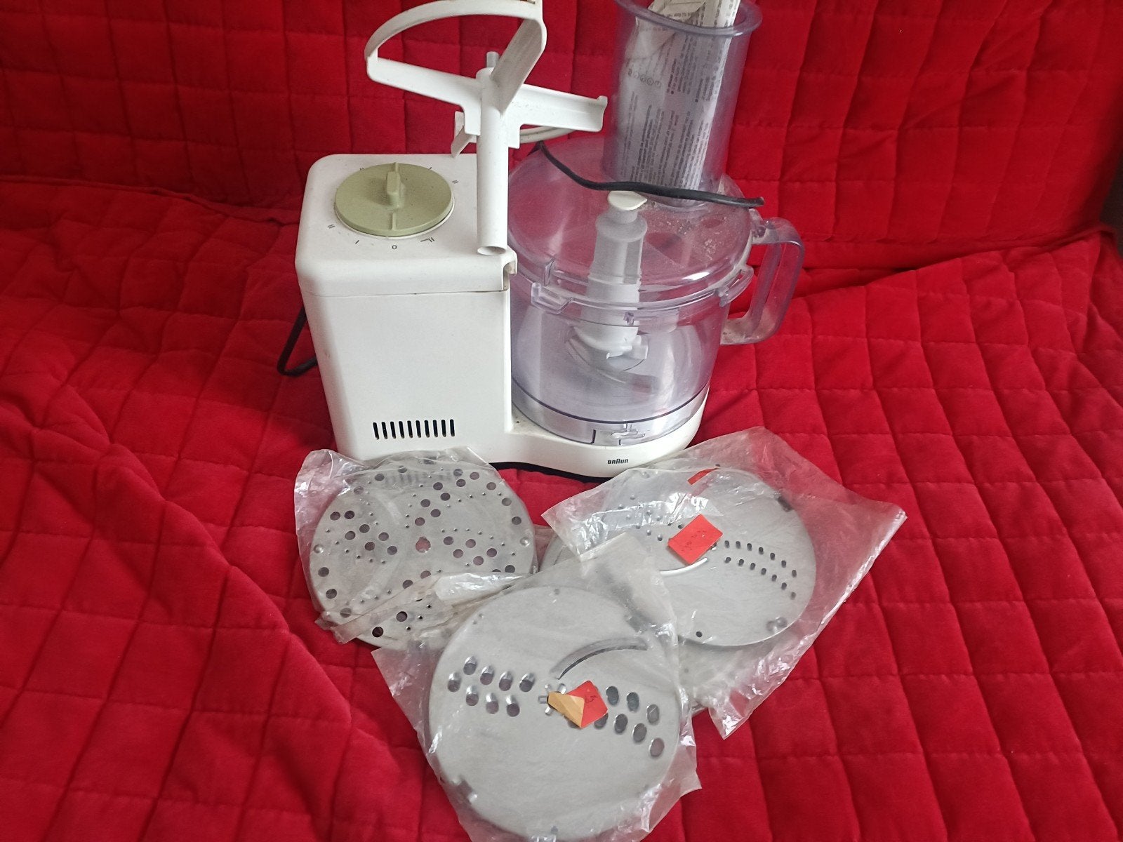 Braun keukenmachine met toebehoren, Ophalen, Zo goed als nieuw, 3 snelheden of meer