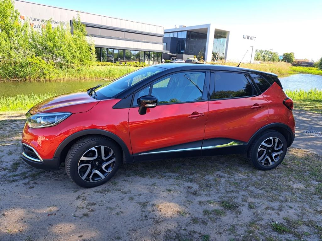 Renault Captur 1.2 TCE 120 EDC 2015 Rood, 625 kg, 4 cilinders, Leder, 1200 kg