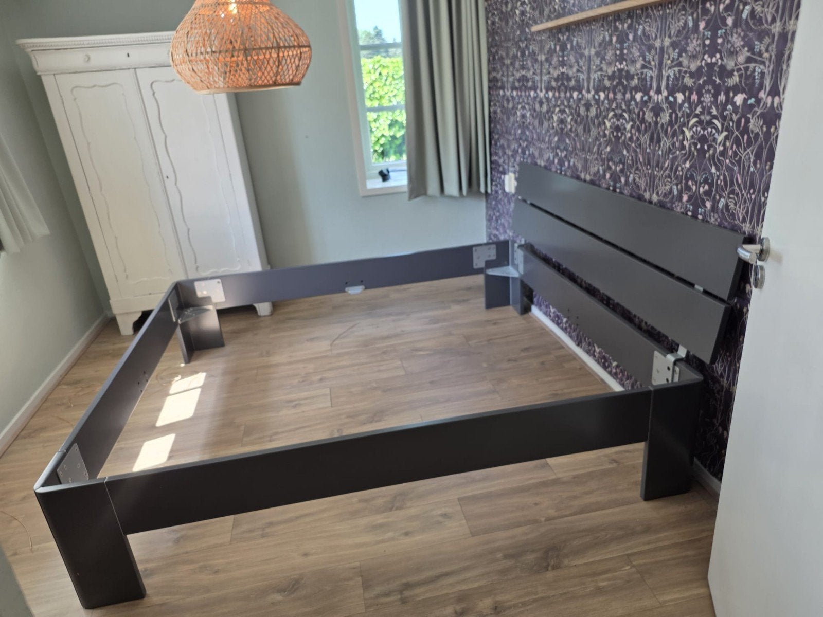 Modern 2 persoons bed inclusief 2 bossflex bodems electrisch, Tweepersoons, M, Ophalen of Verzenden, N