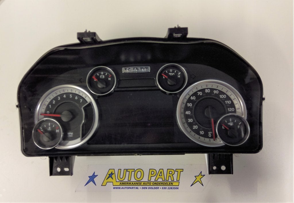 Dodge Ram pickup dashboard klok 2015, Gebruikt, PO Box 21-8004 | Auburn Hills, MI 48321-8004, Amerikaanse onderdelen, Ophalen of Verzenden