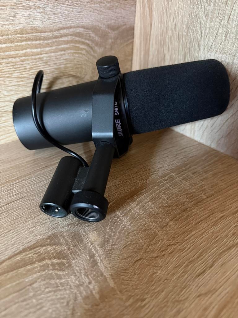 Shure SM7B met K&M 23860 microfoonarm, Ophalen of Verzenden, Zo goed als nieuw, Studiomicrofoon
