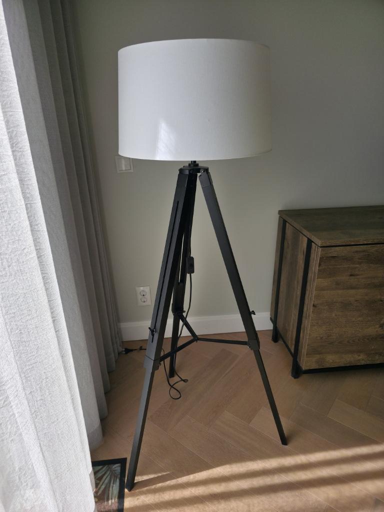 Lamp driepoot (2 stuks), Ophalen, Gebruikt, Stof, 100 tot 150 cm