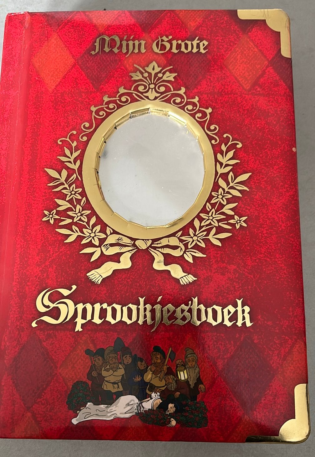Het ECHTE sprookjesboek (met spiegeltje), Ophalen of Verzenden, Gelezen