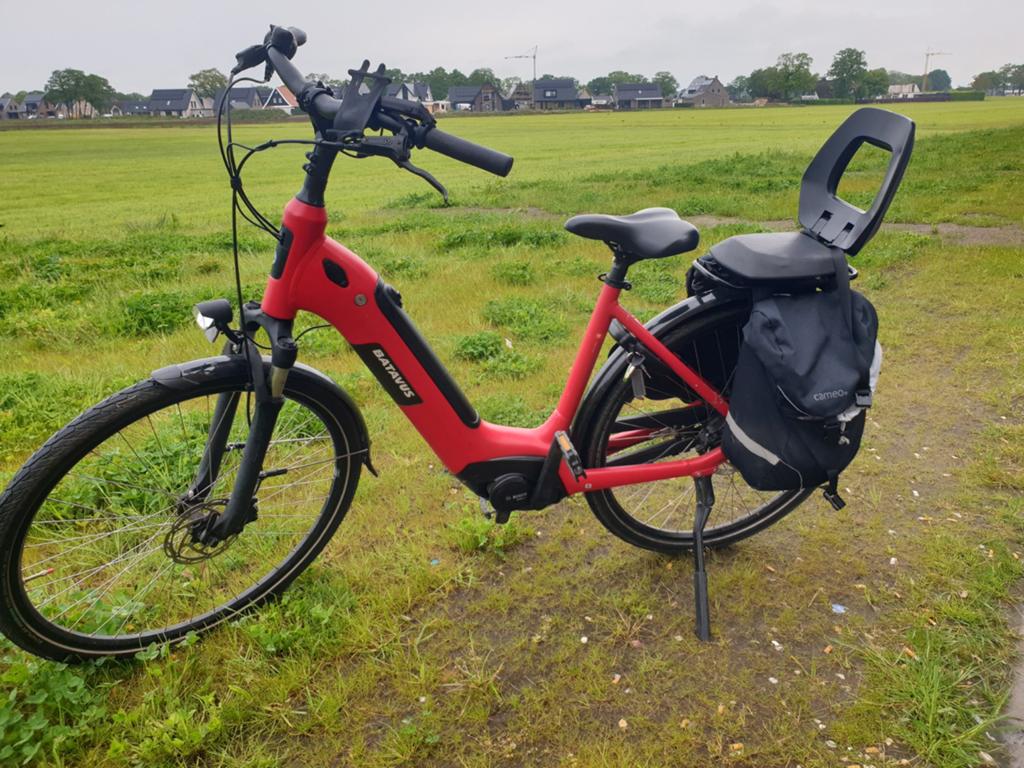 Batavus e-bike, 1 jaar oud, zo goed als nieuw, Fietsen en Brommers, Elektrische fietsen, Batavus, Ophalen of Verzenden, Zo goed als nieuw