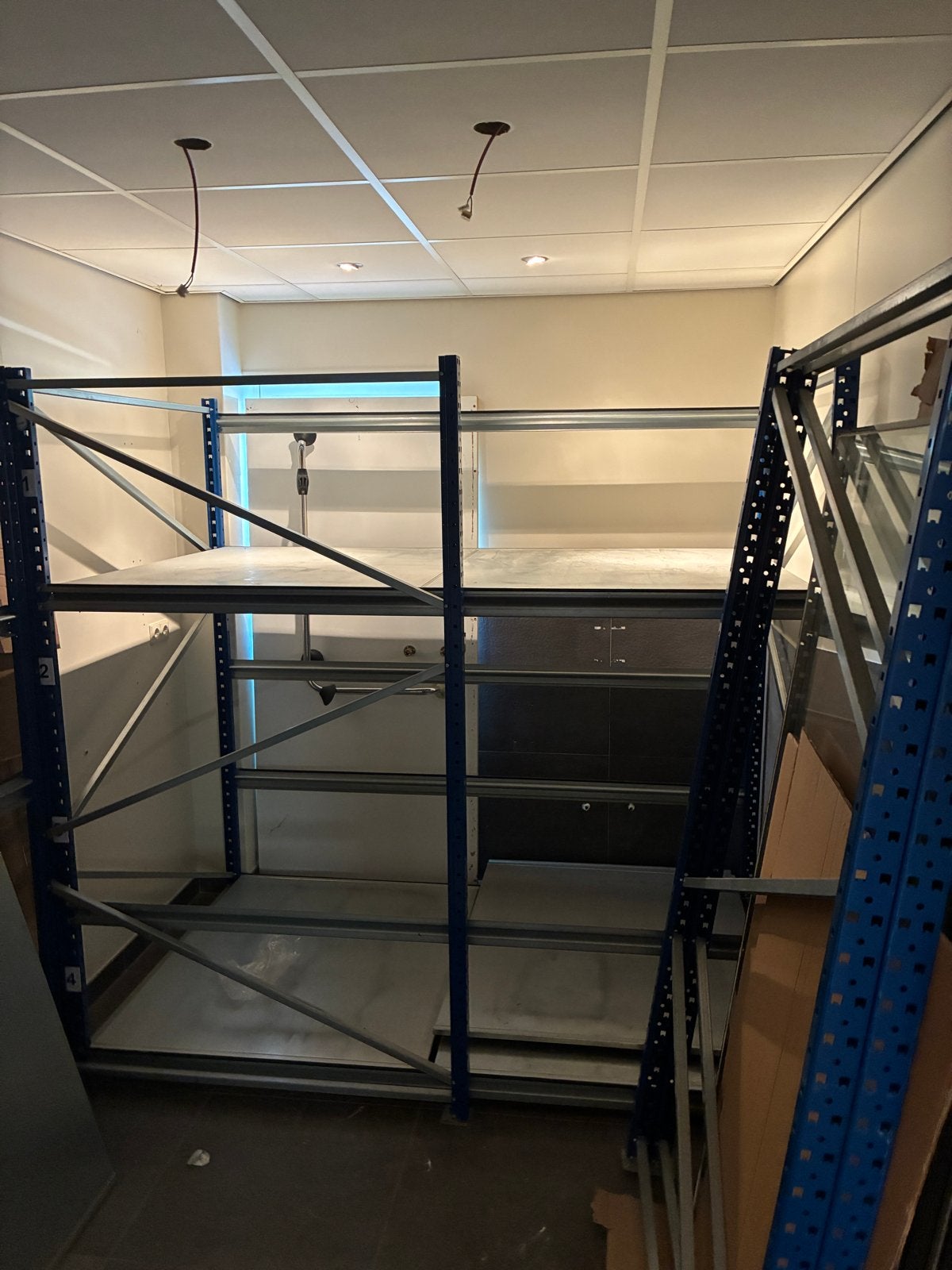 3 Magazijnstellingen met 15 inlegplanken - 2.10m breed, Zakelijke goederen, Kantoor en Winkelinrichting | Magazijn, Stelling en Opslag