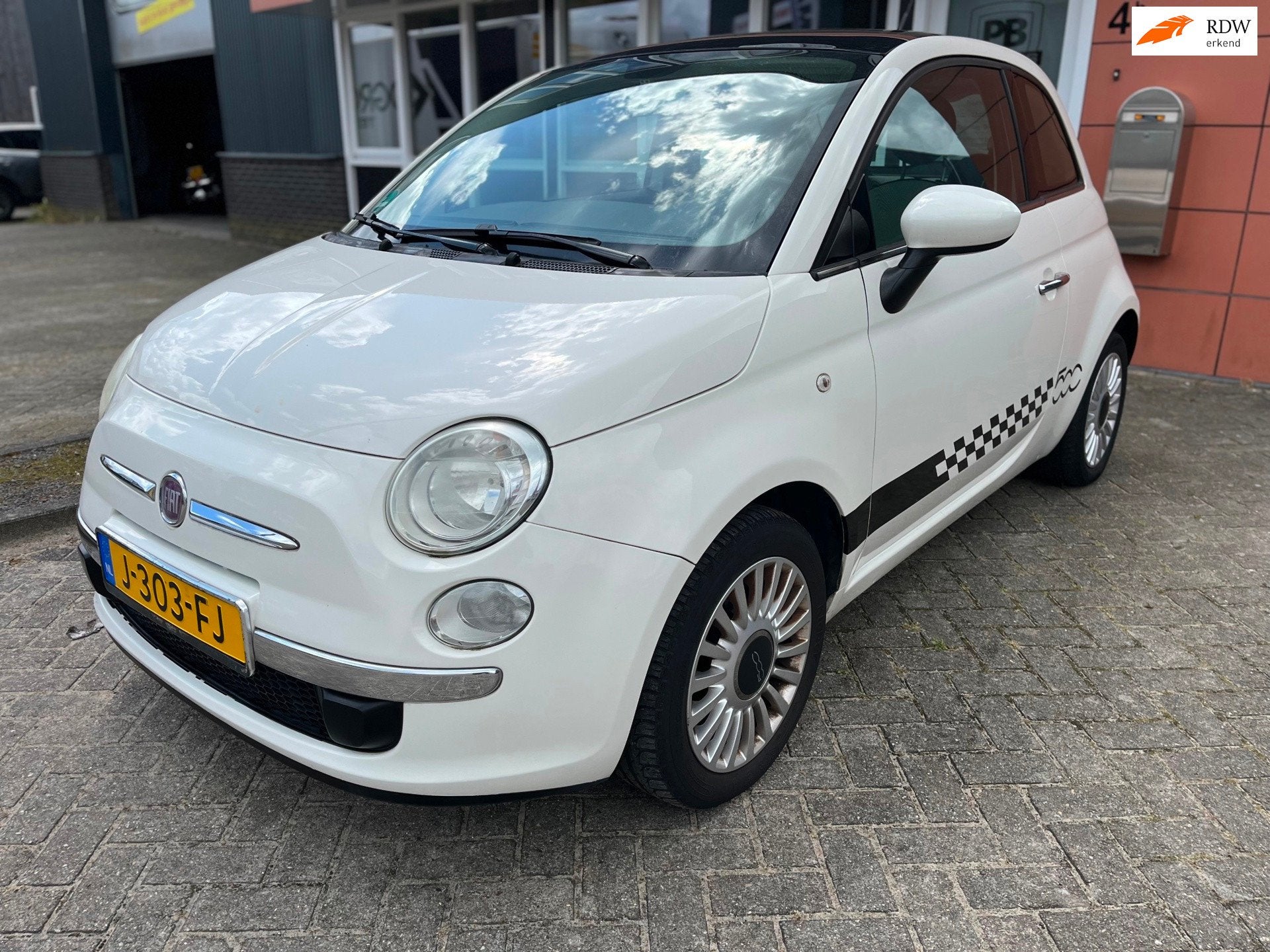 Fiat 500 1.2 Pop airco panoramadak, Auto's, Fiat, Voorwielaandrijving, Euro 5, Gebruikt, 1242 cc
