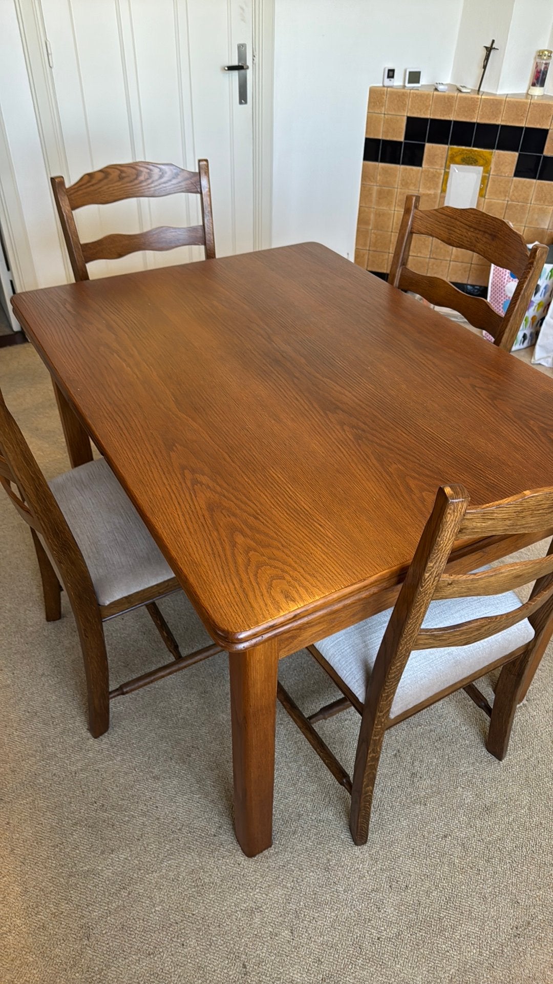 Eiken houten eetkamertafel uitschuifbaar incl. 4 stoelen, Huis en Inrichting, Ophalen, Gebruikt, 4 tot 6 stoelen