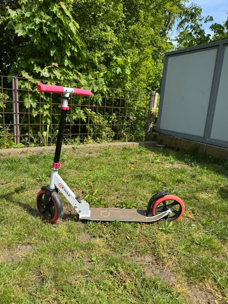 Step wit van merk 2cycle., Fietsen en Brommers, Steps, Ophalen, Gebruikt, Gewone step