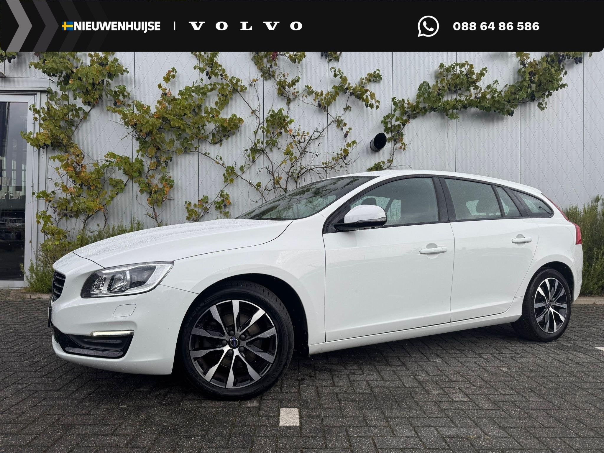 Volvo V60 2.0 T3 Polar+ Dynamic | Trekhaak | Parkeersenoren