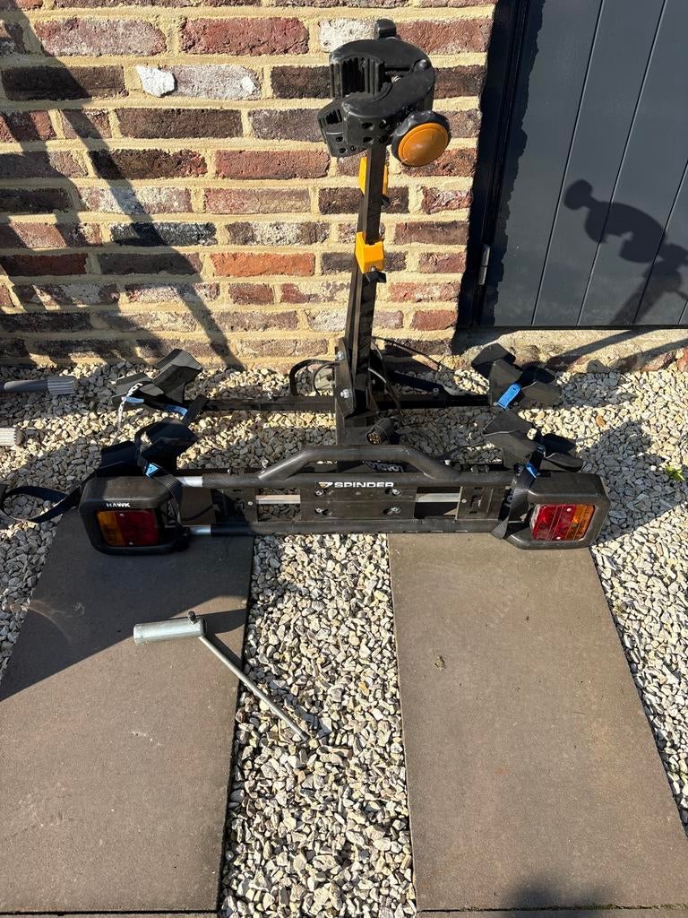 Spinder Hawk Trekhaakdrager voor 2 fietsen, Auto diversen, Fietsendragers, Ophalen, 2 fietsen, Zo goed als nieuw, Trekhaakdrager