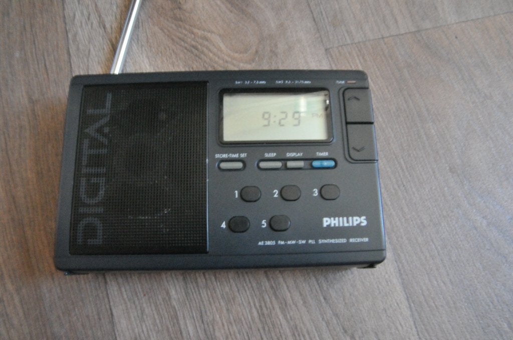 Philips digitale kortegolf en FM radio, Ophalen of Verzenden, Zo goed als nieuw, Wereldontvanger