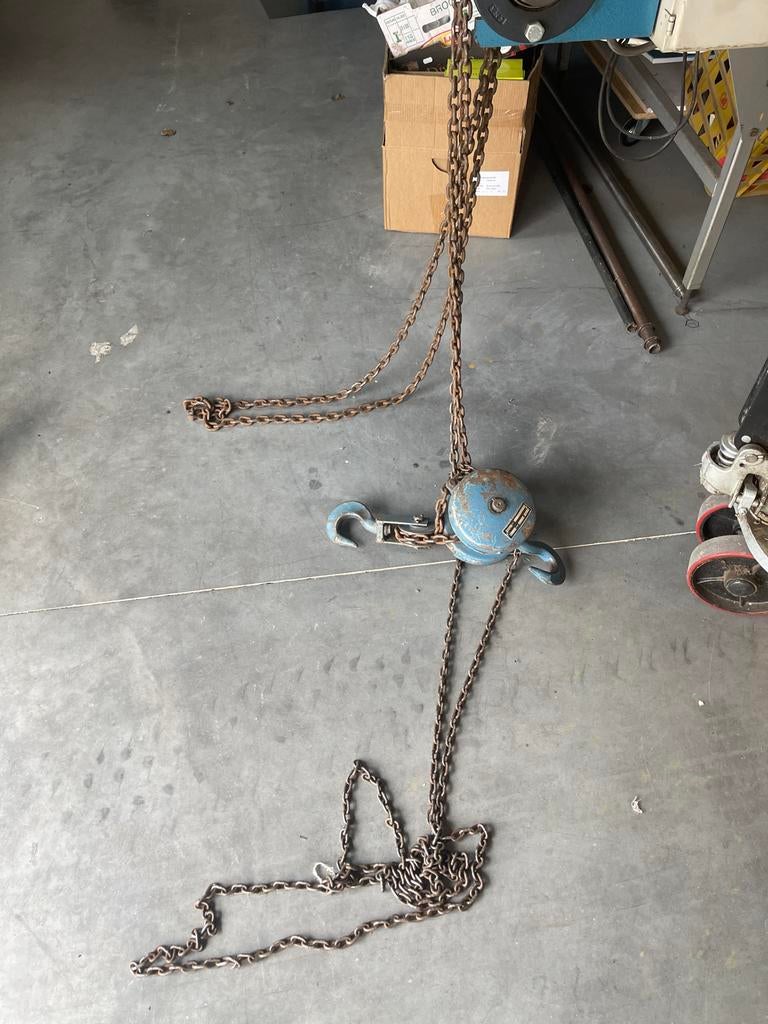 Hijs takel handmatig - Vintage en robuust, Ophalen of Verzenden, Gebruikt, Handmatig