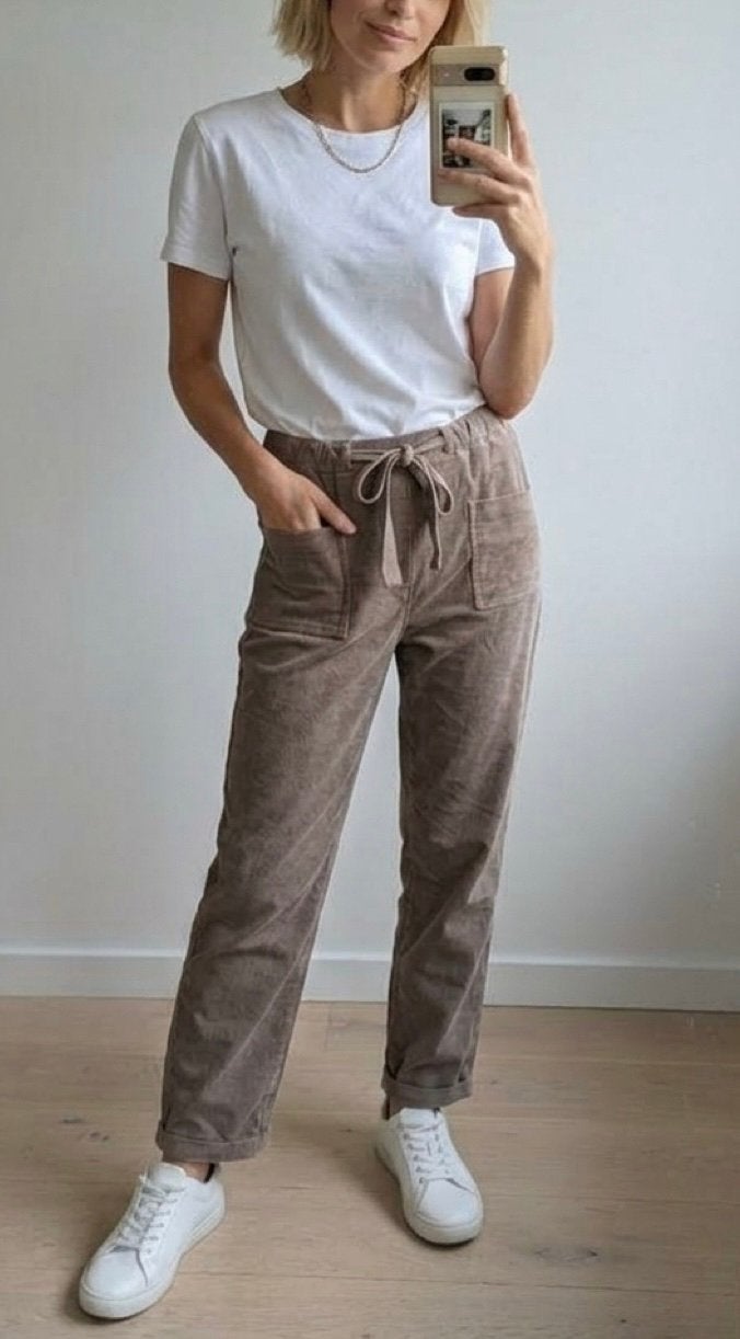HUMANOID taupkleurige rib pantalon maat M ZGAN, Maat 38/40 (M), Beige, Ophalen of Verzenden, Zo goed als nieuw