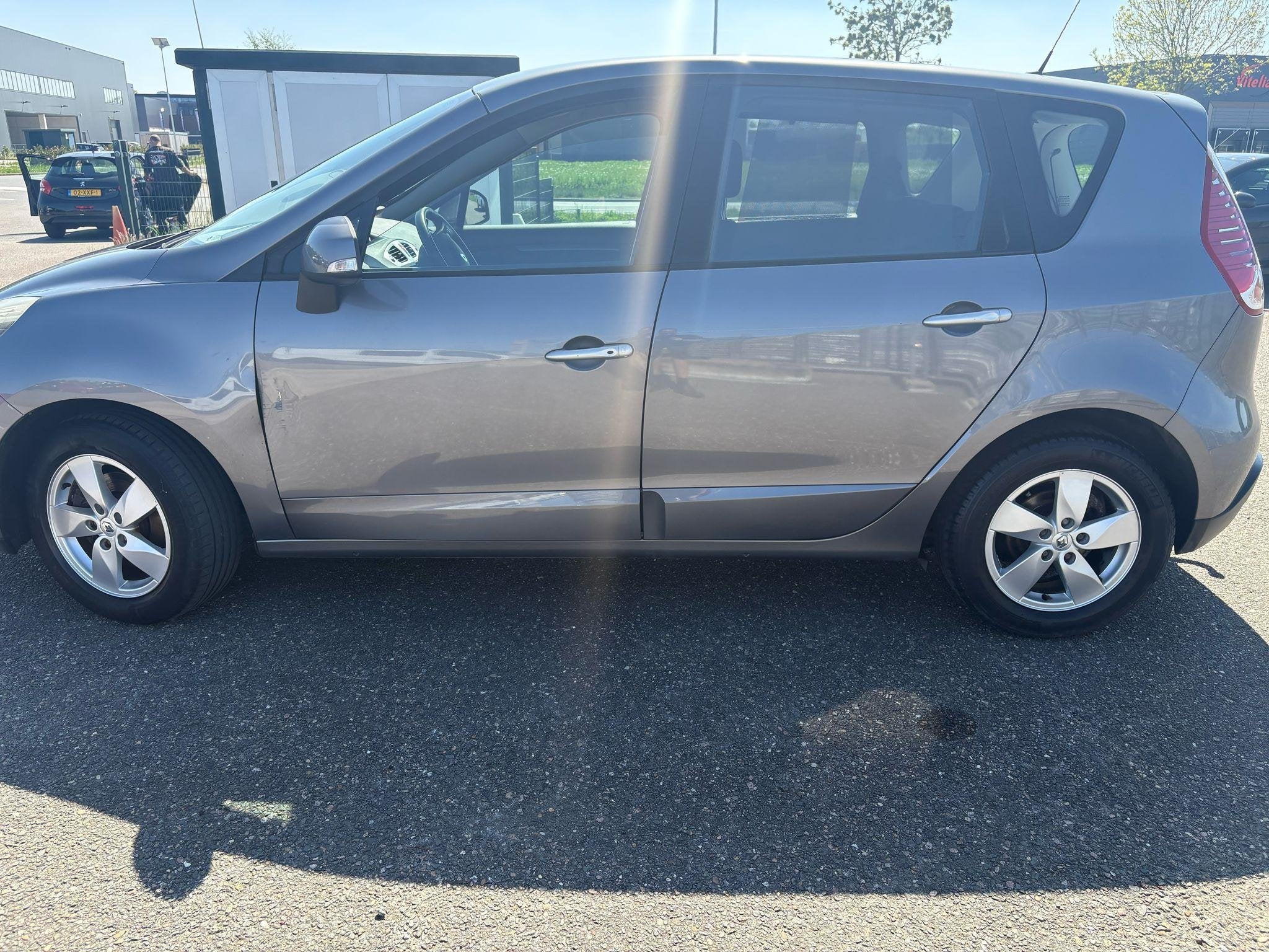 Renault Scénic 1.4 TCE Dynamique, Auto's, Voorwielaandrijving, Euro 5, Stof, Gebruikt