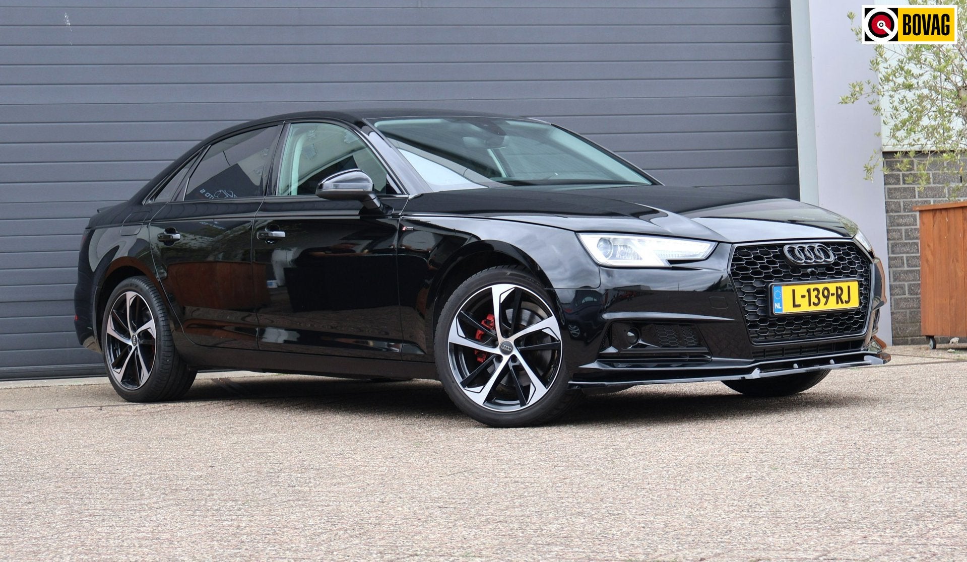 Audi A4 Limousine 35 TFSI Design Pro Line Leder/Navi/Clima/X, Auto's, Gebruikt, 4 cilinders, A4, Zwart