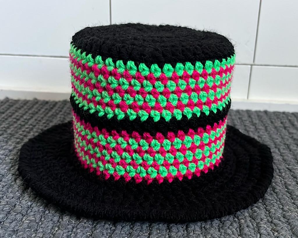Toiletrolhoedje hoedenplankhoedje funky disco gehaakt hoesje, Ophalen of Verzenden, Nieuw