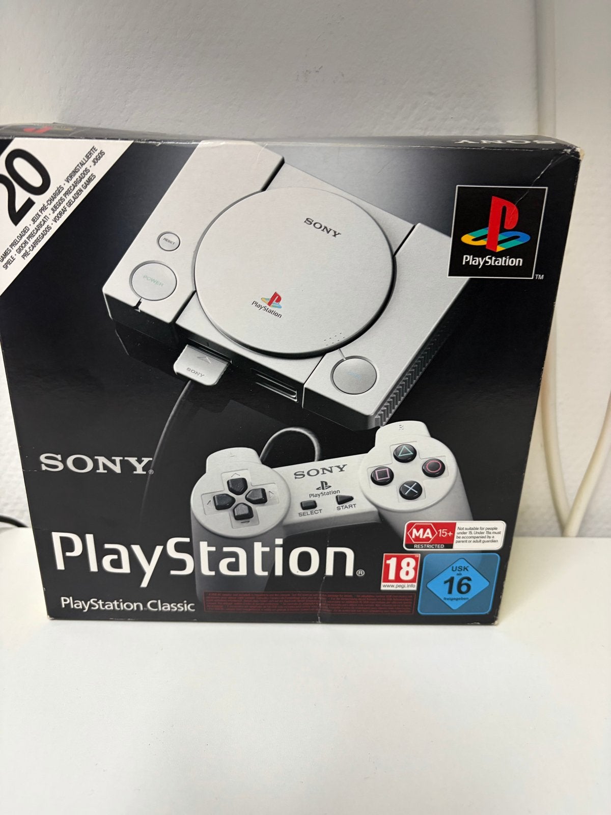 Sony PlayStation mini Classic met 2 controllers en 20 games, Met games, Ps, Ophalen of Verzenden, Zo goed als nieuw