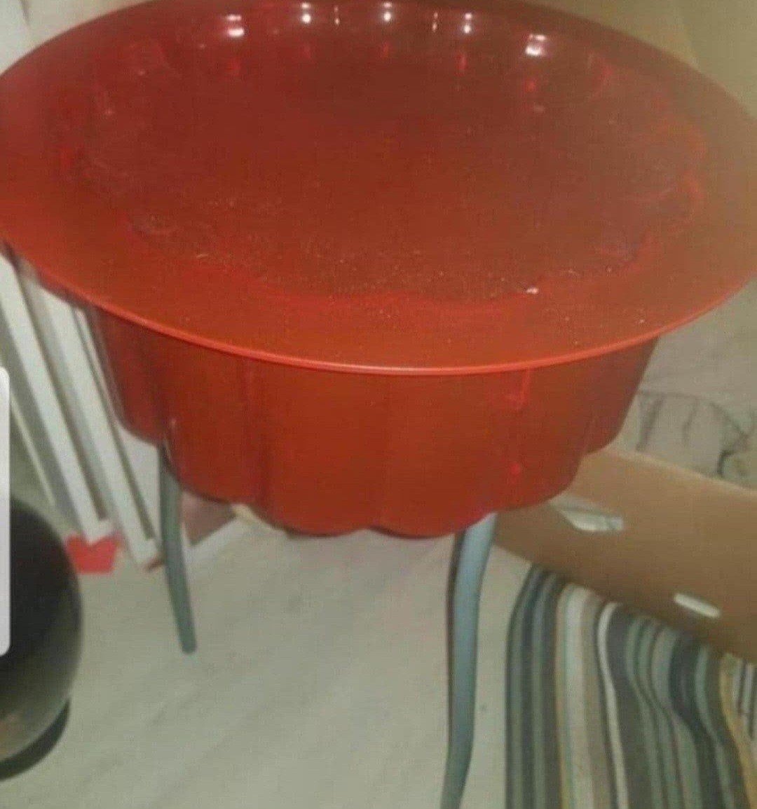 leuke bijzettafel, Ophalen of Verzenden, Gebruikt, Rond