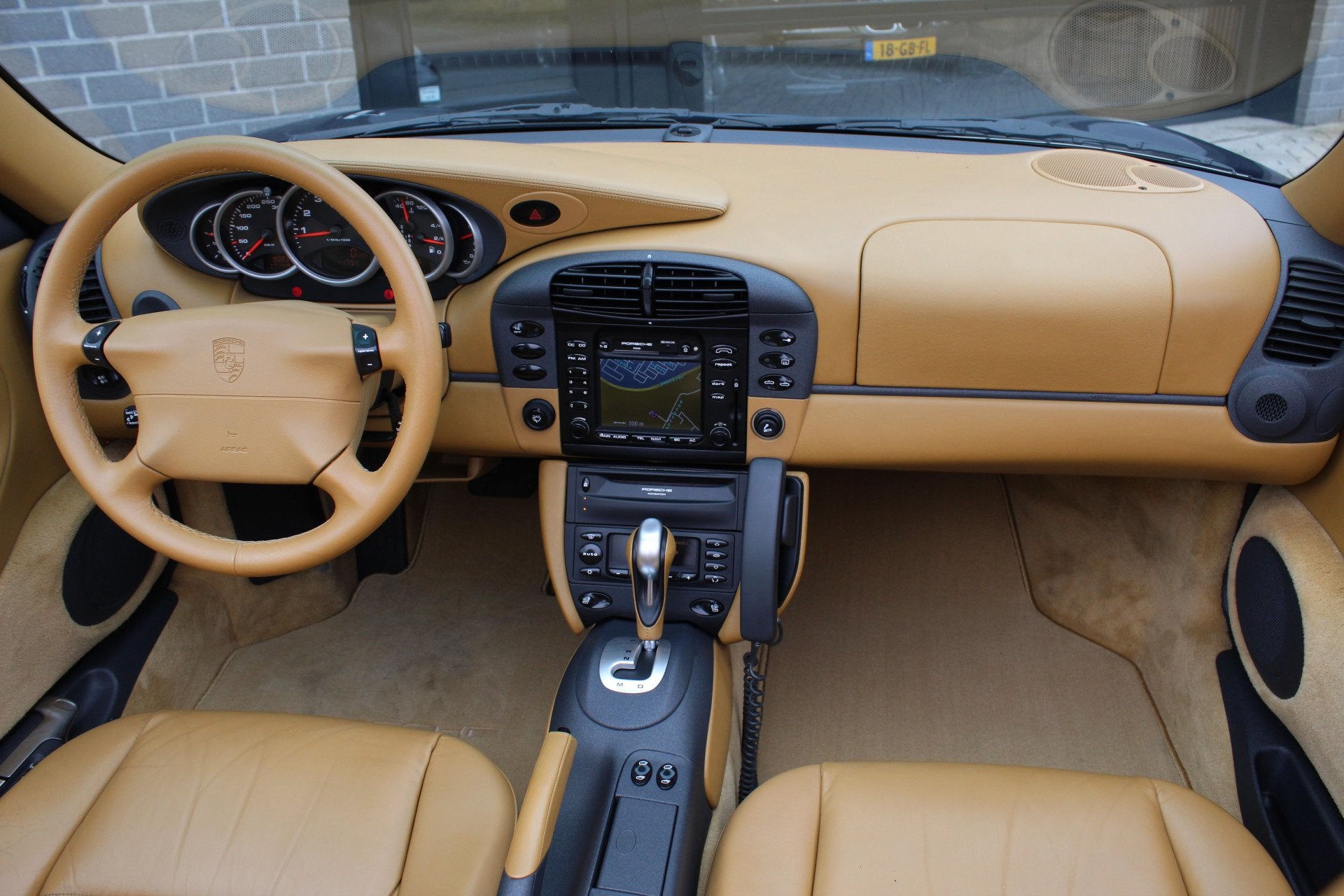 Porsche 911 Cabrio 3.4 Carrera / Automaat / Xenon / Hardtop, Automaat, Achterwielaandrijving, Porsche, Stoelverwarming