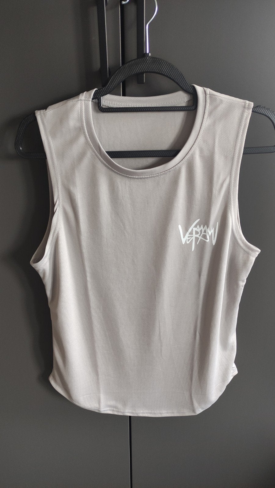 Leuke grijze tanktop maat L - nieuw, Ophalen of Verzenden, Zo goed als nieuw, Grijs