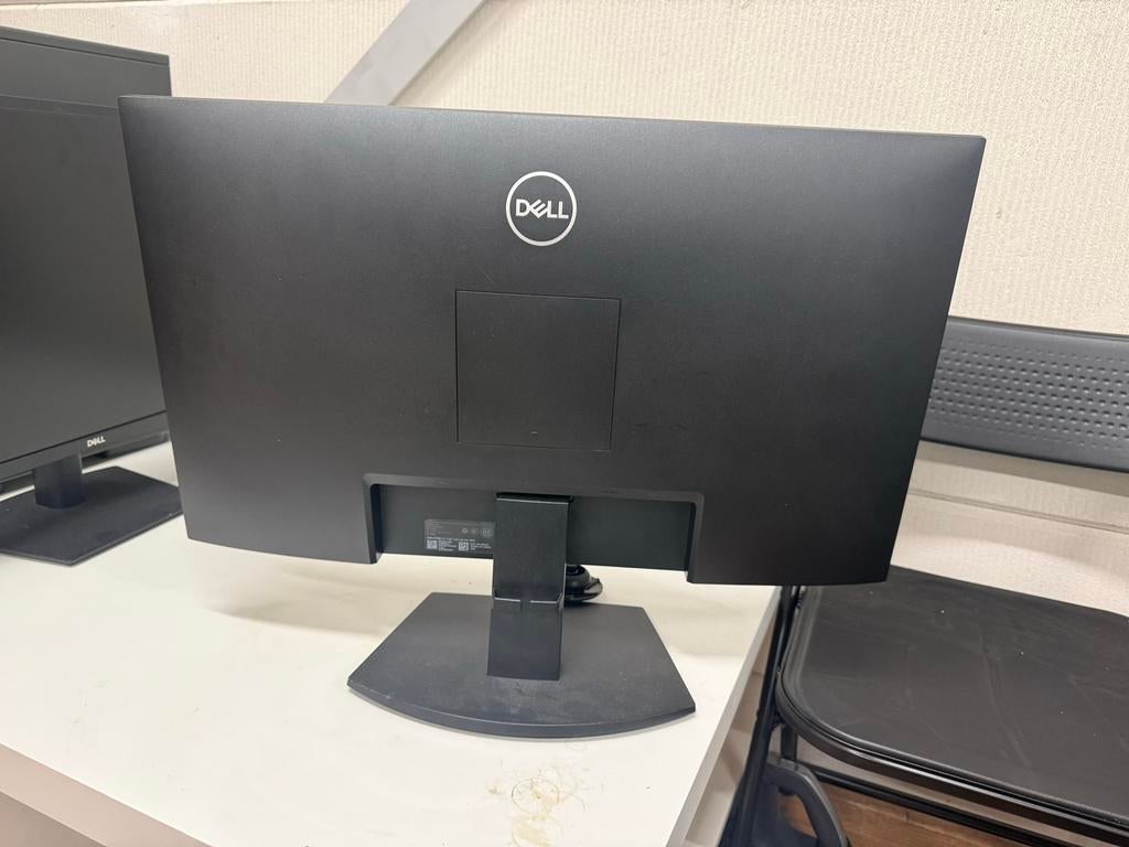 2x Dell monitoren - Nieuwprijs €260 en €180, Ophalen of Verzenden, Gebruikt