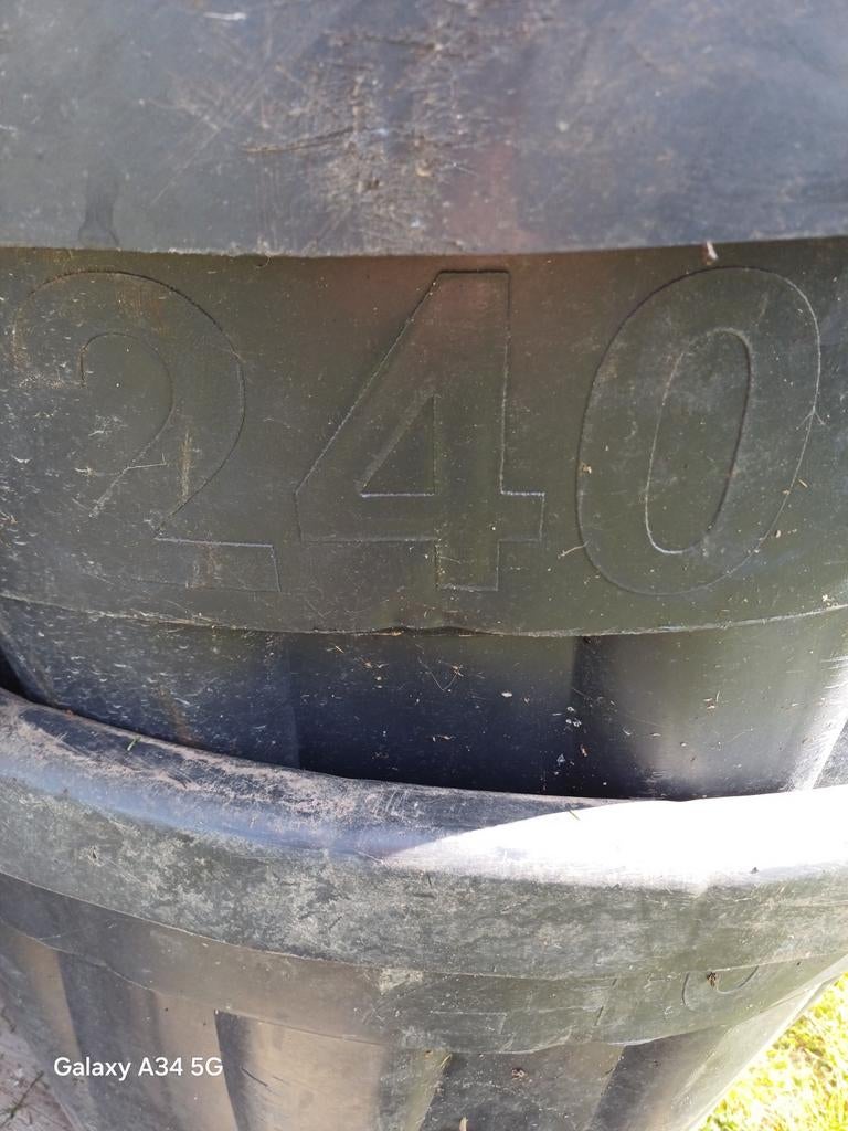 12 Boomkuipen 240 liter, Tuin en Terras, 150 liter of meer, Ophalen