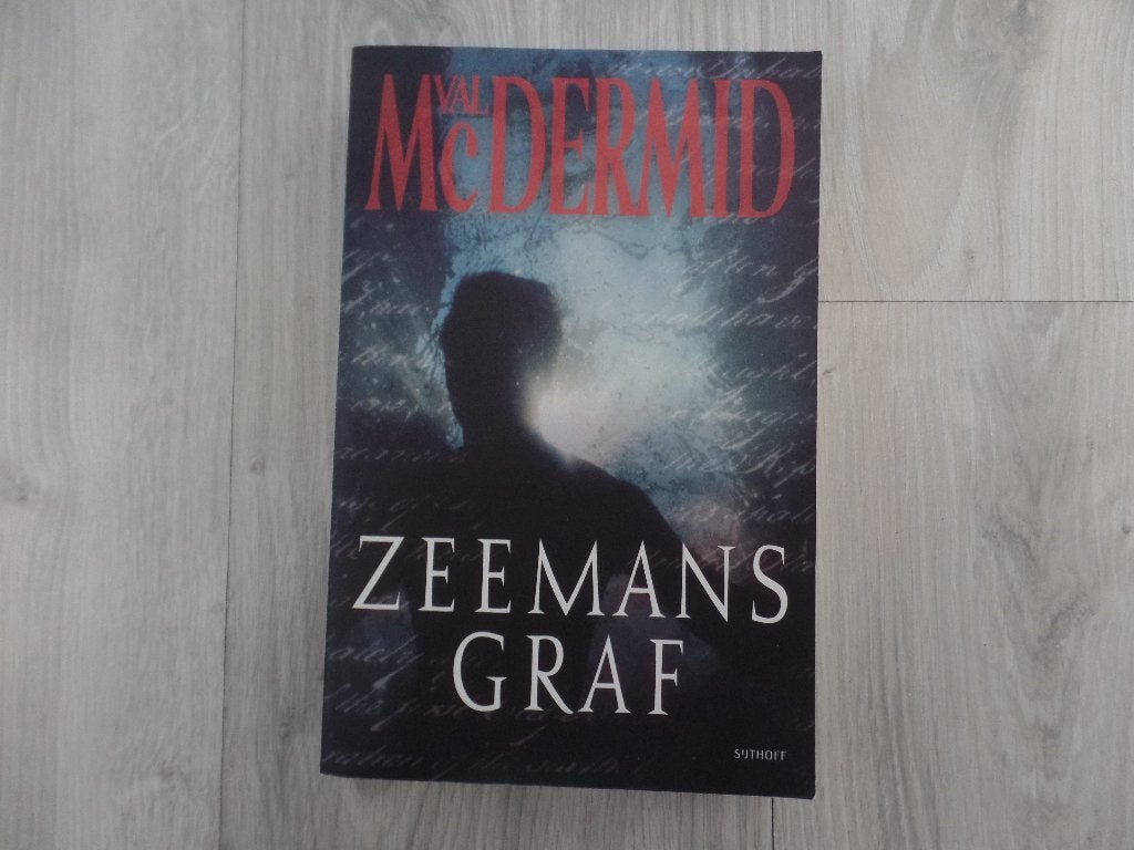 Val McDermid Zeemansgraf, Boeken, Thrillers, Zo goed als nieuw, Europa overig, Ophalen of Verzenden