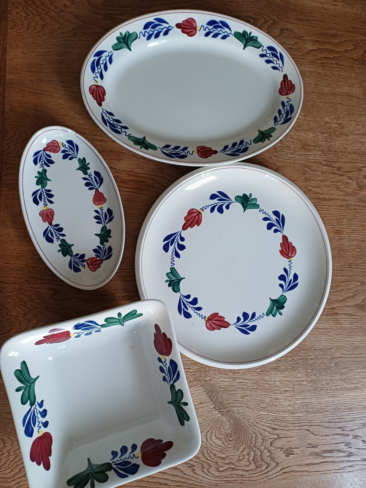 Boerenbont schalen en borden set, Ophalen, Gebruikt, Schaal of Schalen, Aardewerk