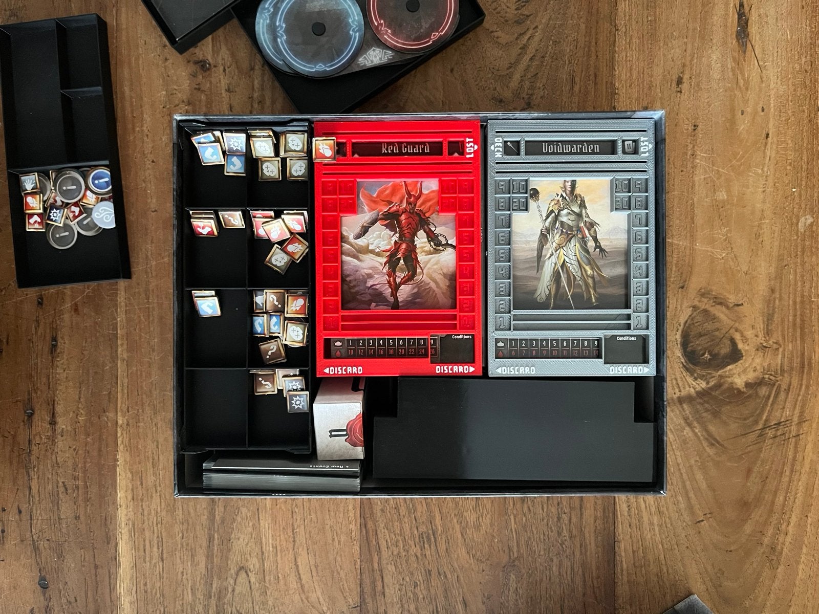 Gloomhaven: Jaws of the Lion (met 3D-geprinte upgrades), Een of twee spelers, Ophalen of Verzenden, Zo goed als nieuw
