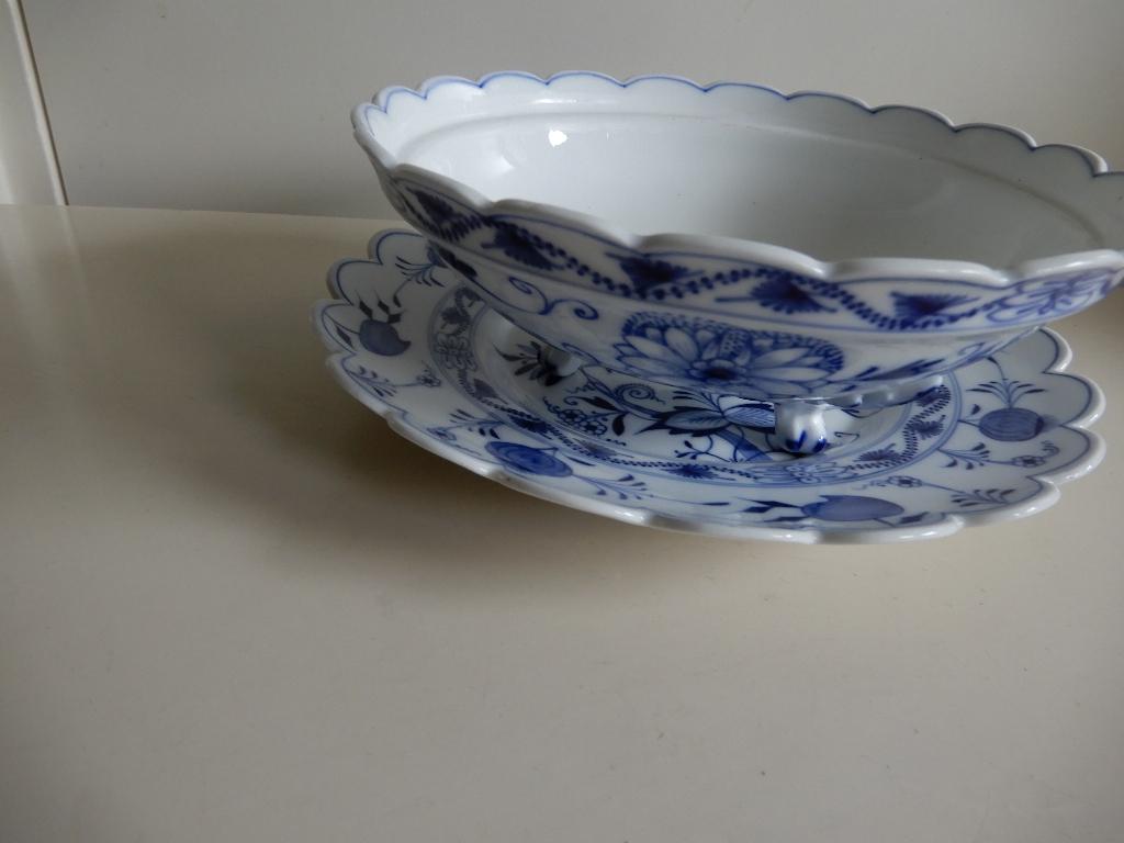 Meissen antieke fruittest, Ophalen