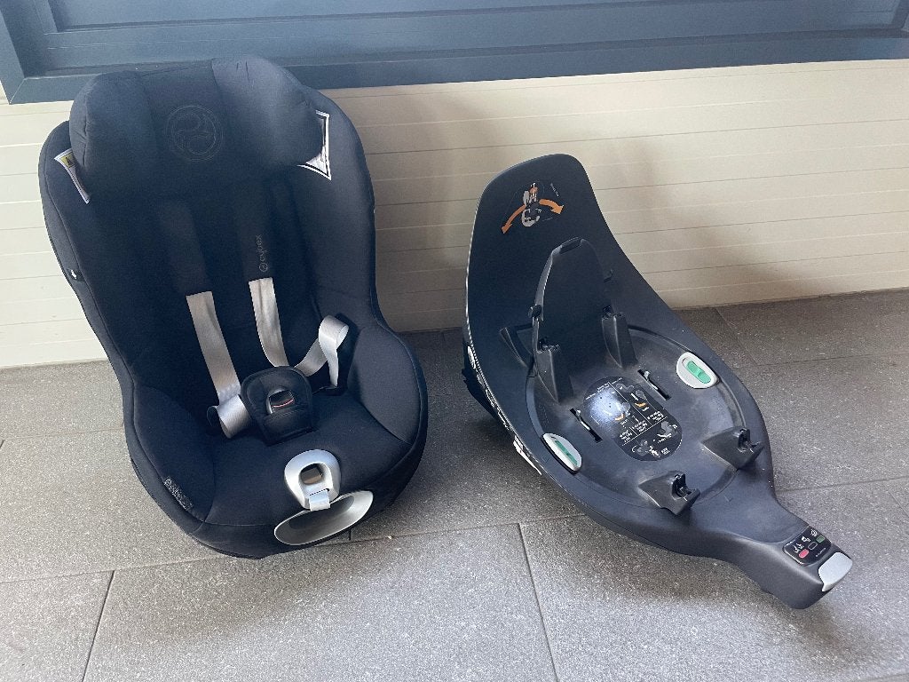 Cybex Sirona Z i-Size Autostoeltje Deep Black + onderstel, Zo goed als nieuw, Isofix, Slaapstand, Ophalen