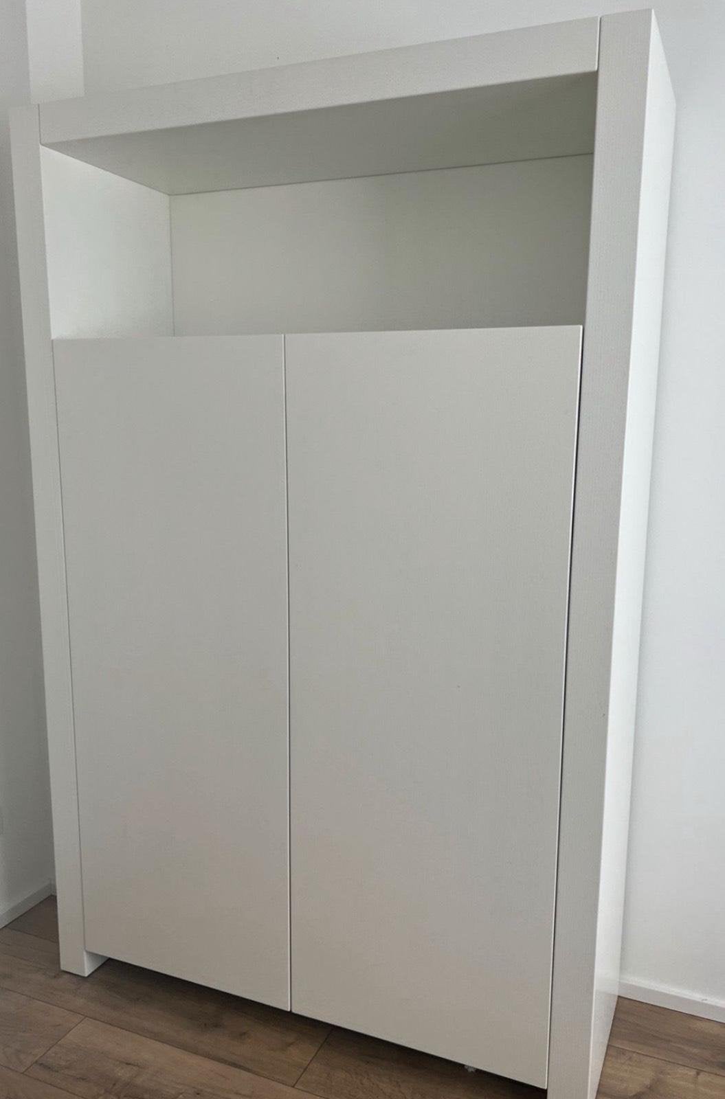 Goossens witte eiken kast met deuren en open vak, Ophalen, Gebruikt