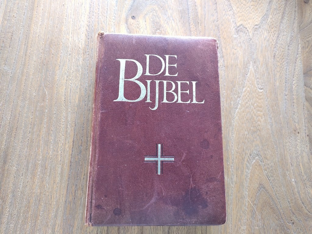 Willibrordvertaling (leder kaft goudsnede 1975), Ophalen of Verzenden, Gelezen, Christendom | Katholiek
