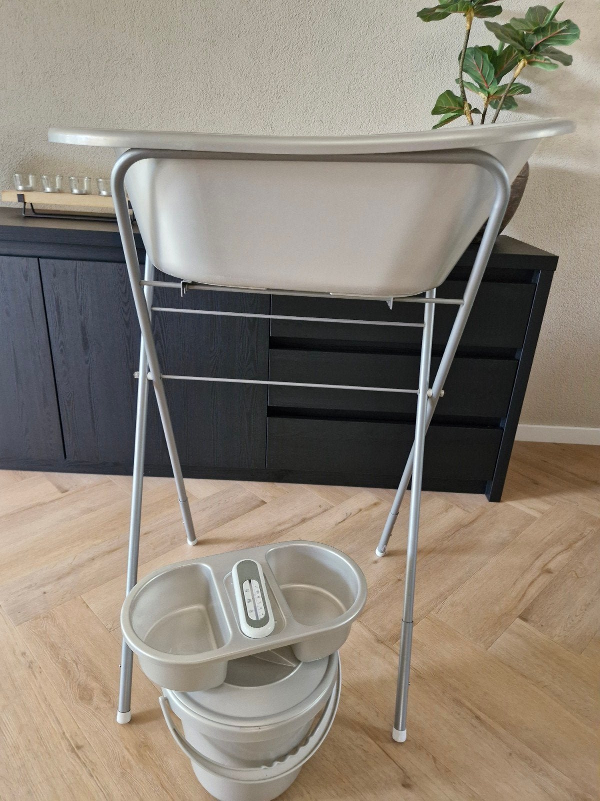Baby badje op standaard, Kinderen en Baby's, Badjes en Verzorging, Ophalen, Badje, Standaard
