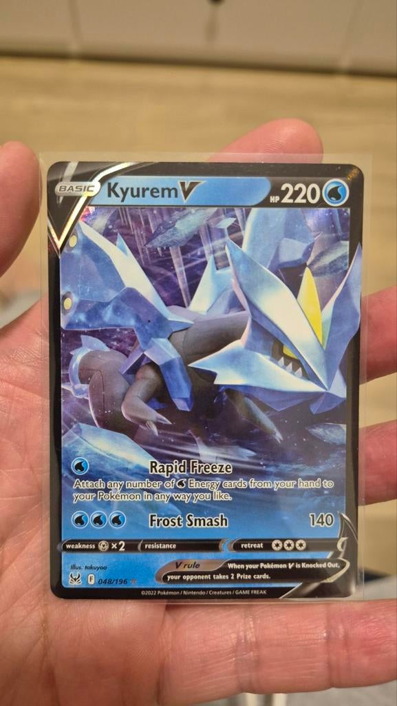 Kyurem V 048/196 - Silver Tempest - Pokemon Kaart, Ophalen of Verzenden, Zo goed als nieuw, Losse kaart