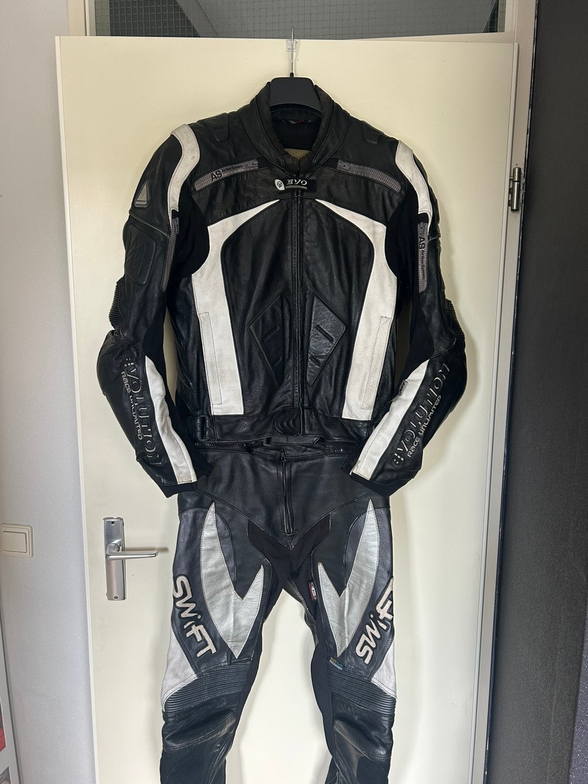 Motorpak leder jas maat 52 broek 48, Ophalen of Verzenden, Tweedehands, Heren, Jas | leer