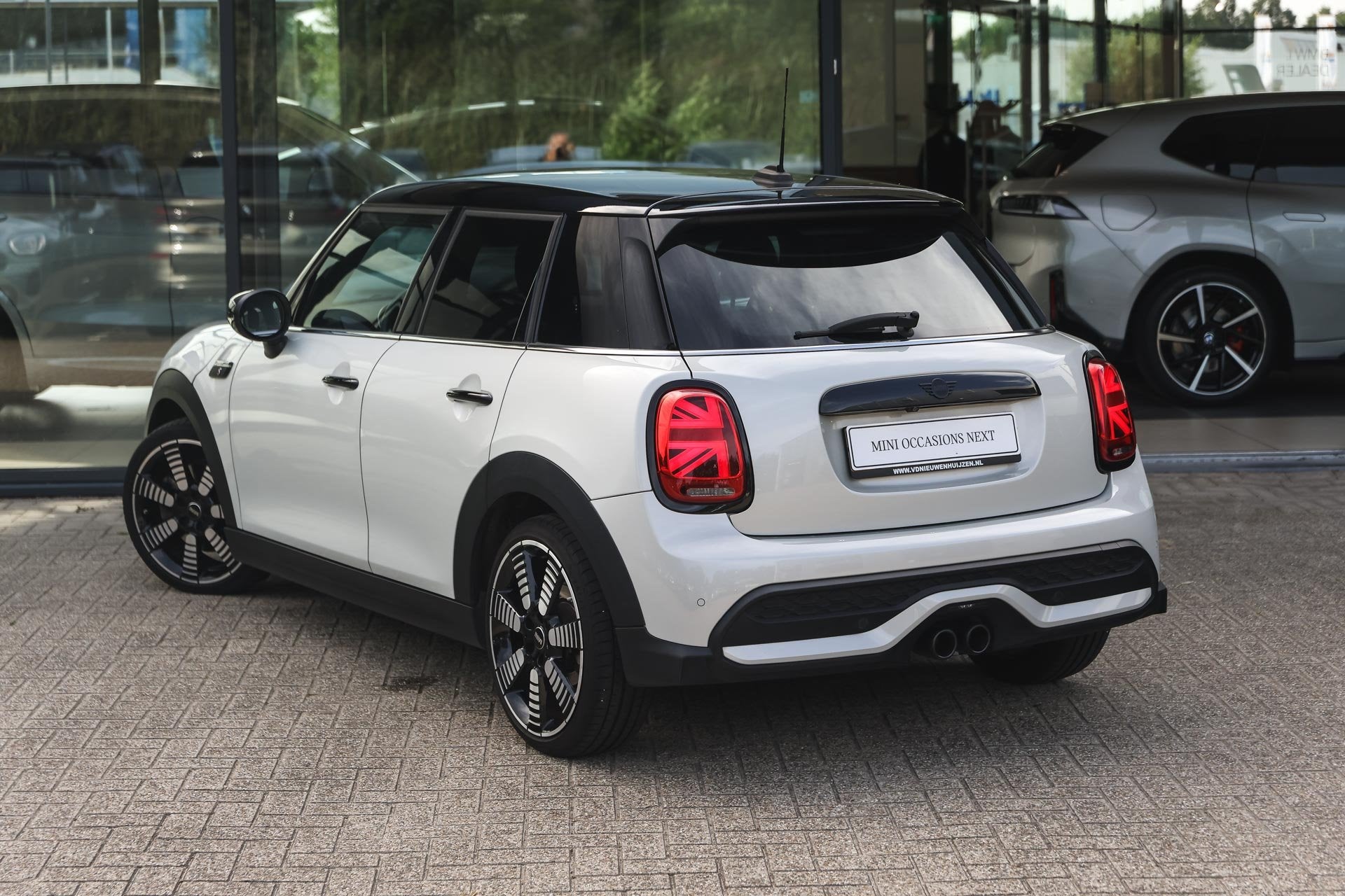 MINI Hatchback Cooper S Classic Automaat / Sportstoelen / Co, Gebruikt, 4 cilinders, Met garantie (alle), 179 pk