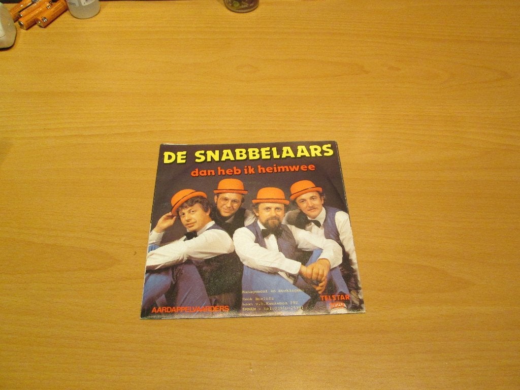 2 singles van De Snabbelaars (ook per stuk te koop), Ophalen of Verzenden, Gebruikt, Pop