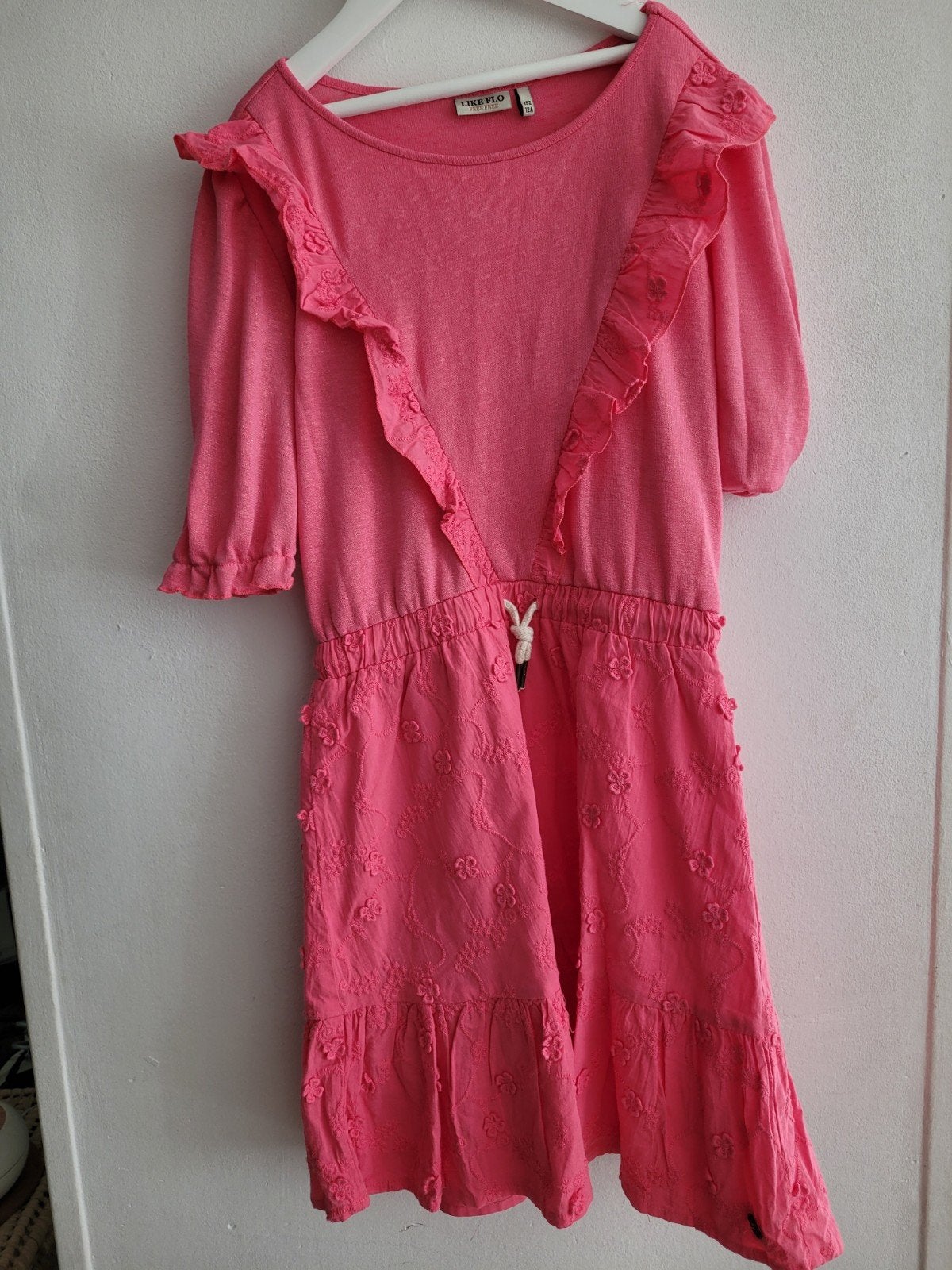 NIEUW DRESS LIKE FLO JURKJE ROZE 152, Meisje, Nieuw, Ophalen of Verzenden, Jurk of Rok