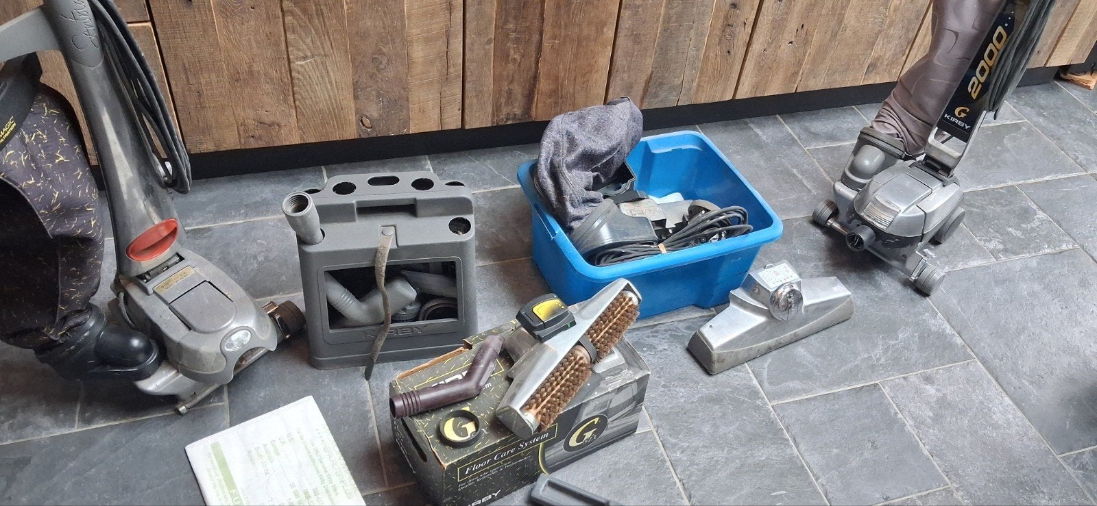 Partij Kirby stofzuigers & onderdelen voor hobbyist / revisi, Witgoed en Apparatuur, Overige merken, Gebruikt, Overige typen, 2000 watt of meer