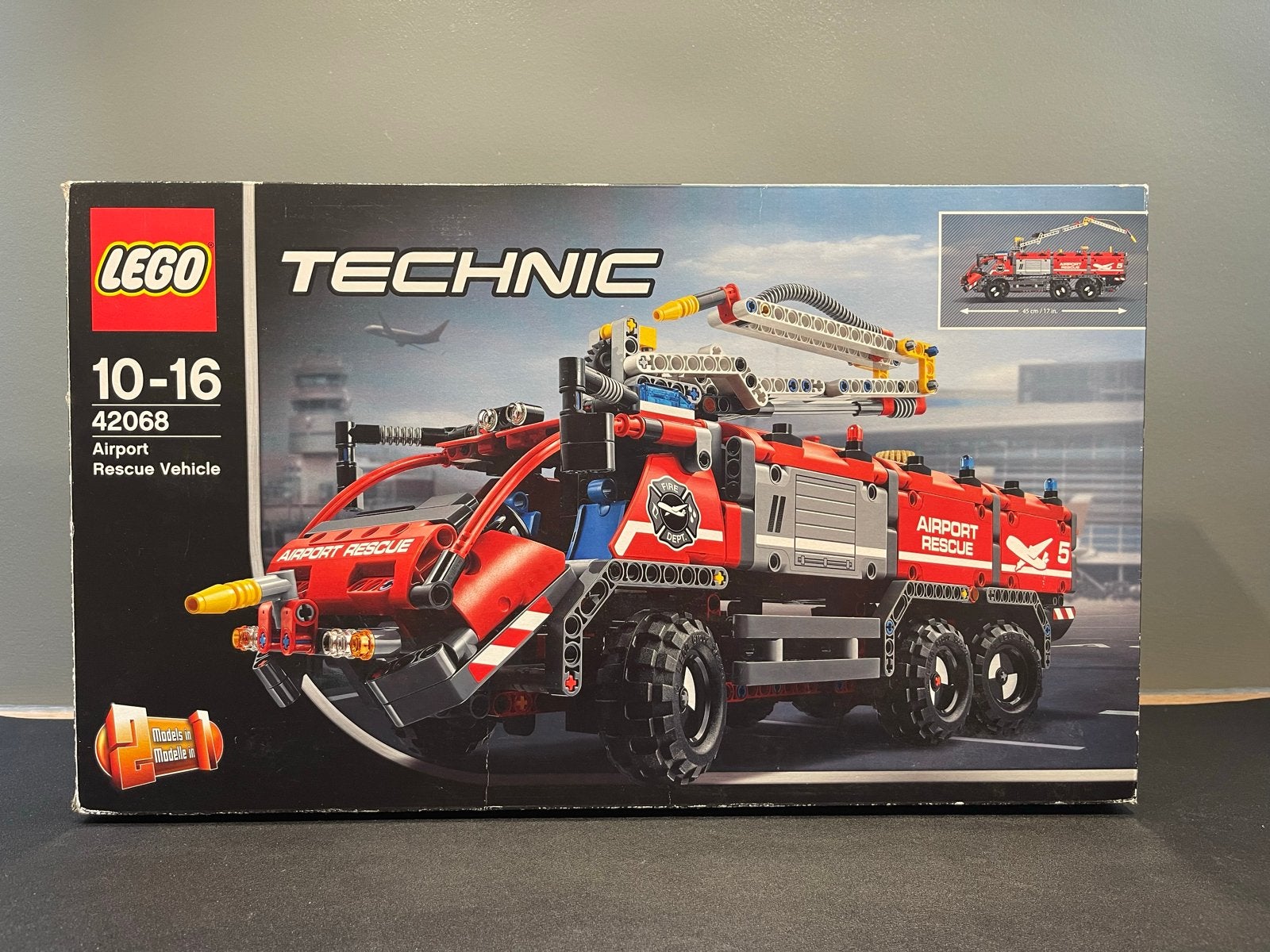 Lego Technic 42068 Airport Rescue Vehicle, Kinderen en Baby's, Speelgoed | Duplo en Lego, Lego, Ophalen of Verzenden, Zo goed als nieuw